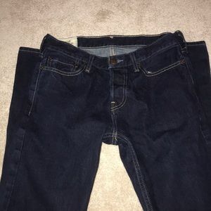 🎄 Dark Wash Hollister Jeans